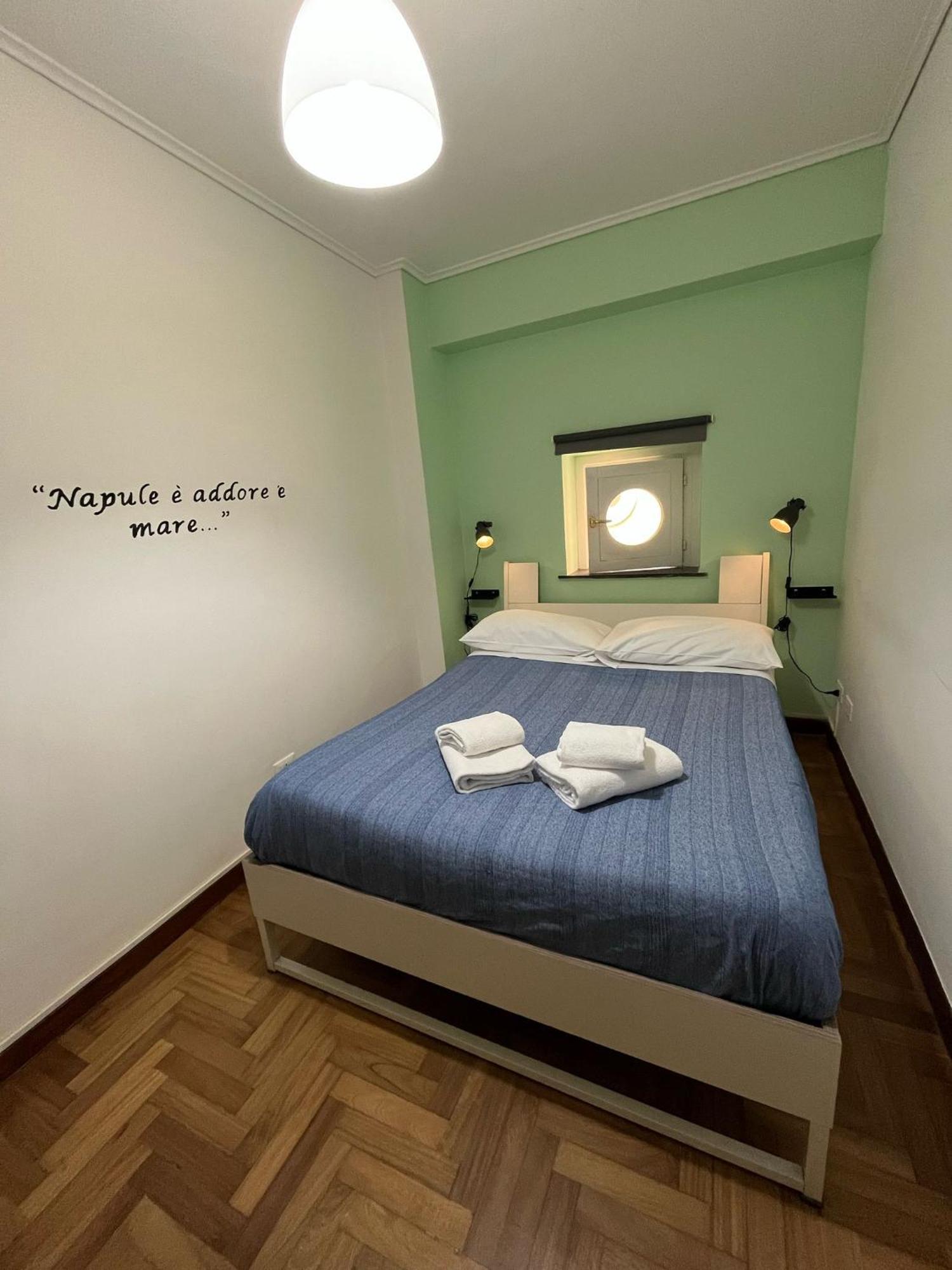 Rota House - Apartment In Santa Chiara, The Heart Of Naples เนเปิลส์ ภายนอก รูปภาพ