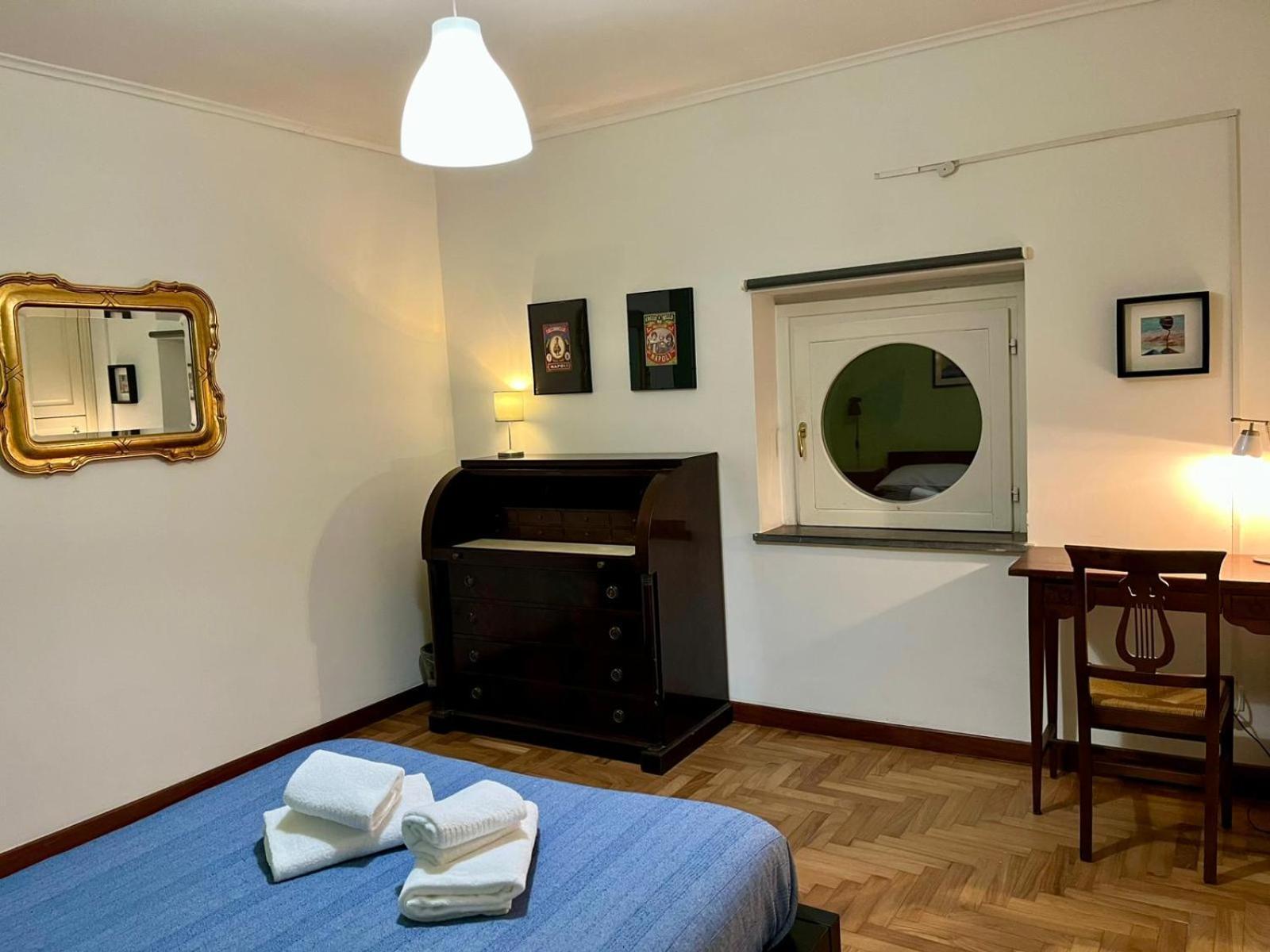 Rota House - Apartment In Santa Chiara, The Heart Of Naples เนเปิลส์ ภายนอก รูปภาพ